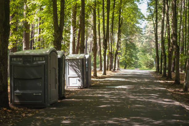 Portable Toilet Options We Offer in Koontz Lake, IN